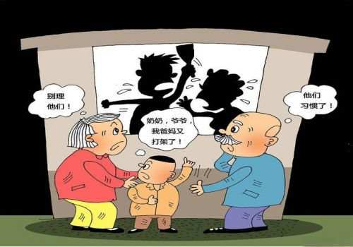 重庆私家调查：老婆外出后，老公偷情与寂寞少妇享受二人世界